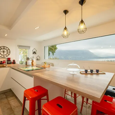 Villa The View